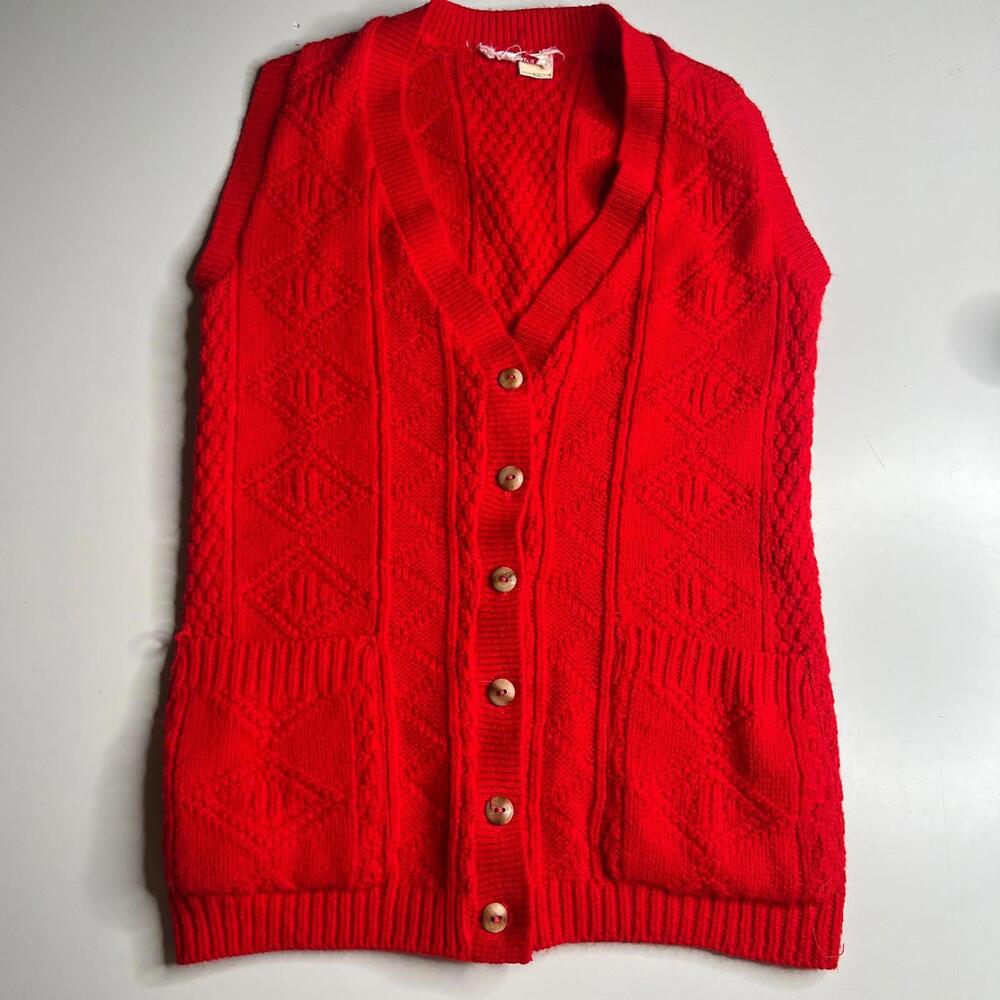 Vintage Bradley Red‎ Knit Sweater Vest Women Button Front Pockets Acrylic USA